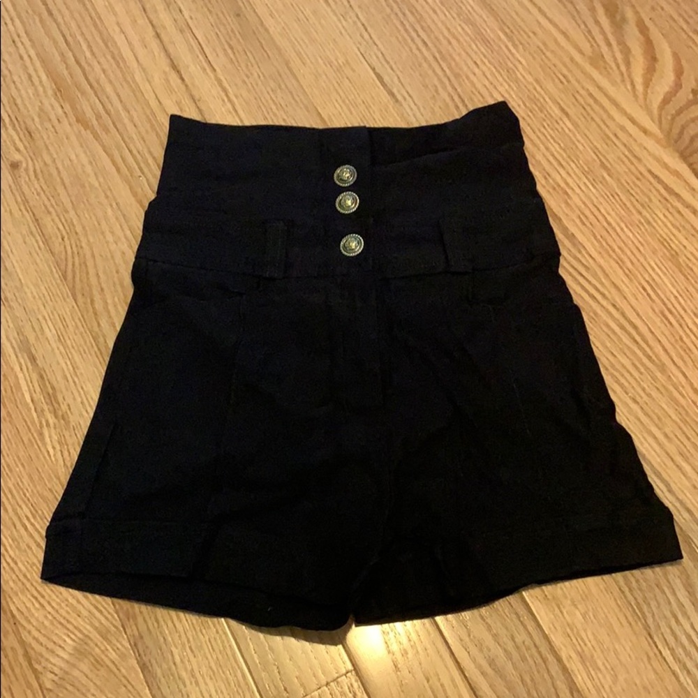 ♥️ Stretchy High Waisted Shorts w/Gold Buttons